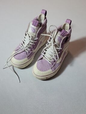 Vans Lavender and White SK8-Hi MTE Platform Sneakers Women's Size 5